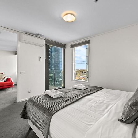 Exclusive Stays - The Summit Мелбърн Екстериор снимка